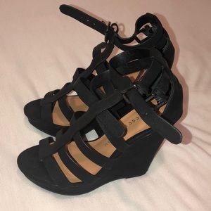 Chinese Laundry Black Wedge